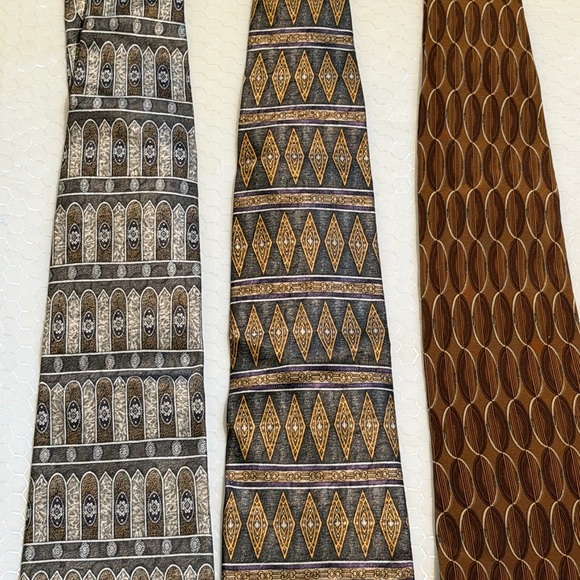 Pierre Cardin and Bill Blass Men's Tie Set - Gray, Gold, Brown - Picture 13 of 17